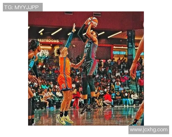 WNBA火花与自由人激战正酣谁能在季后赛中笑到最后